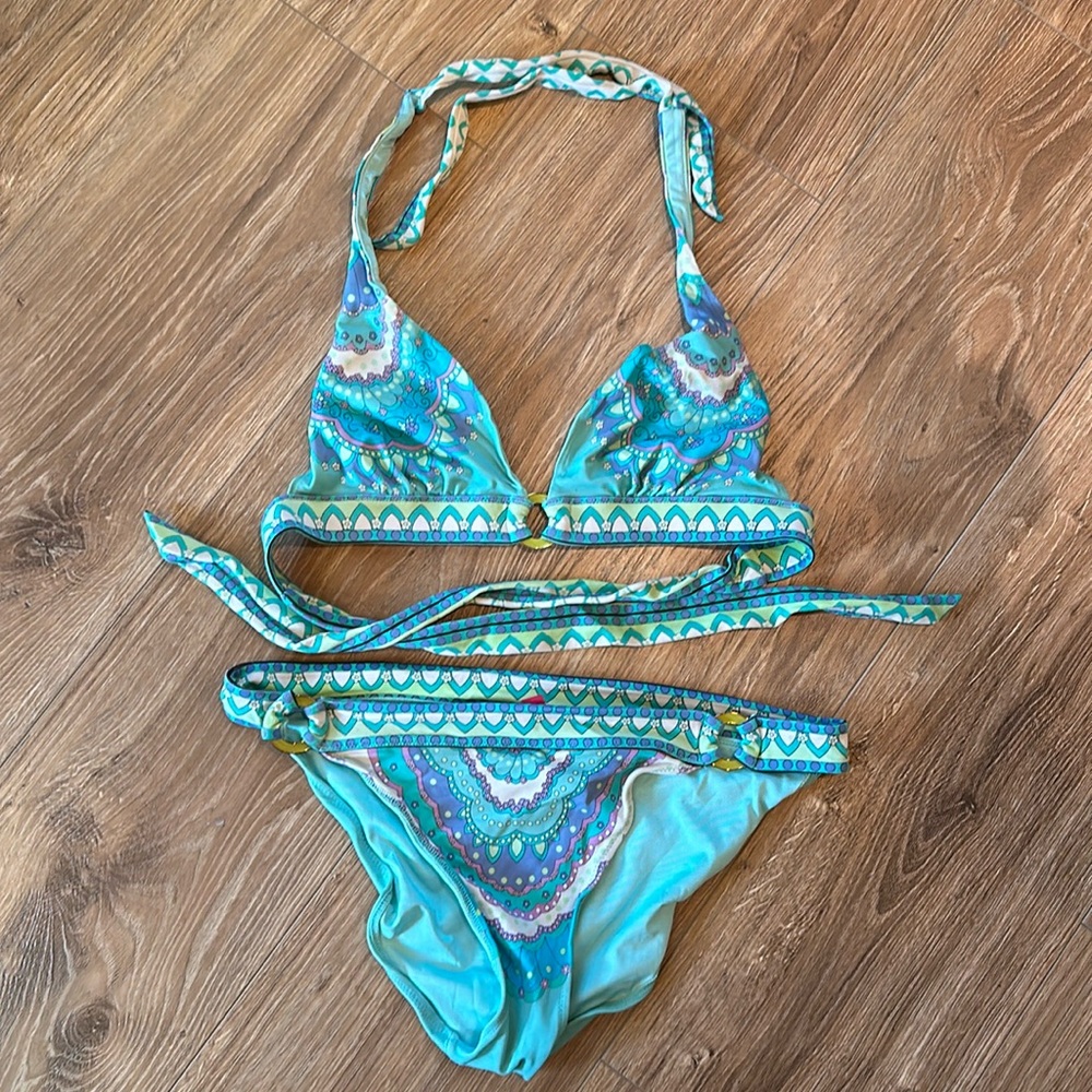 Victoria’s Secret M turquoise bikini gold accents tie triangle top